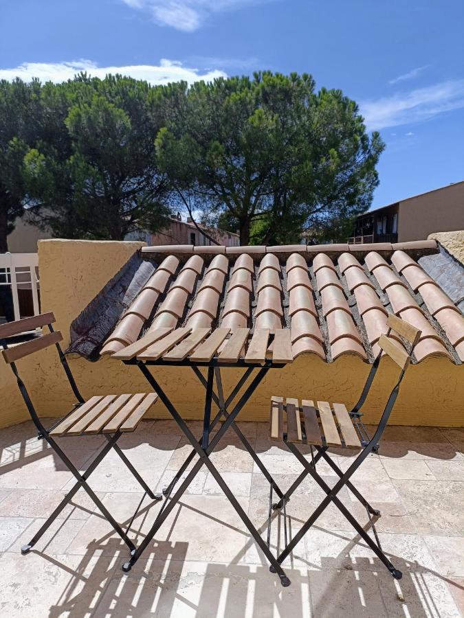 Belle Maison Mitoyenne De Standing Fréjus エクステリア 写真